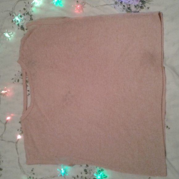 Forever 21 T-Shirt - Picture 1 of 4